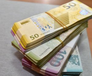    Pensiyası az olan şəxslərə müavinət təyin olunacaq   