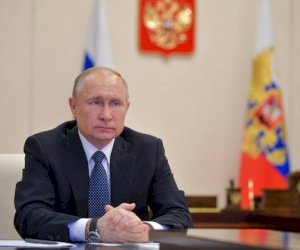    “Ukraynada baş verənlər faciədir, ancaq başqa seçimimiz yox idi”   - Putin