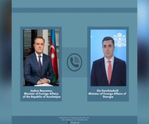    Ceyhun Bayramov gürcüstanlı həmkarı ilə telefonla danışdı   