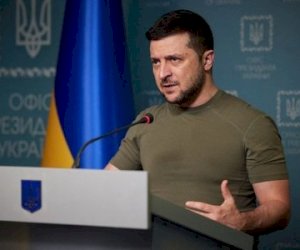    Zelenski dünya liderlərinə səsləndi: “Biz tort deyil, silah gözləyirik!“   