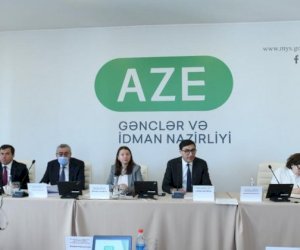    Nazir 19 federasiyanın fəaliyyətini dayandırdı   