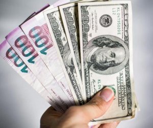    Mərkəzi Bank dollarla bağlı məlumat yaydı   