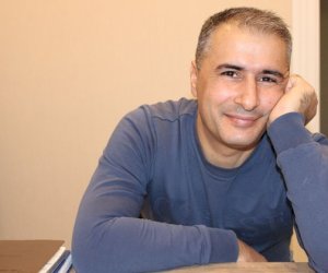    Milyonlarla pul xərclənir ki, insanlar evsiz qalmasın, bəs, mənzilləri kim alır?     