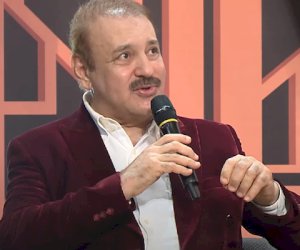    “Saqqallarından min cür iy gəlir“ - Cavanşir Məmmədov
   