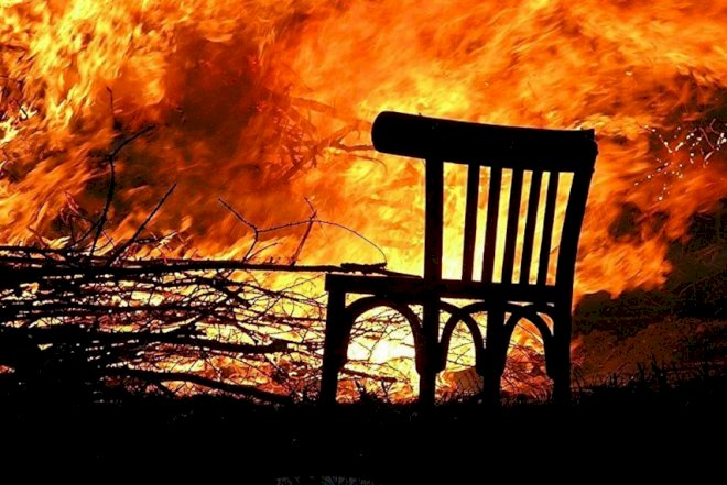    İşıq borca görə kəsildi, şam yandırdılar və... – Bakıda bədbəxt hadisə   