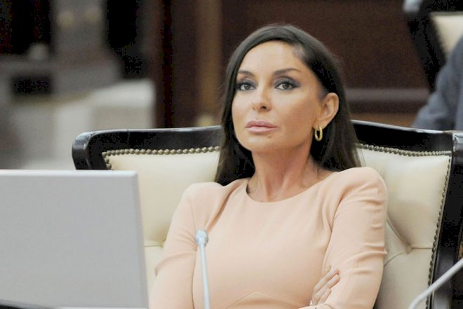    Mehriban Əliyeva üçəmlərin ailəsi ilə bağlı göstəriş verdi   