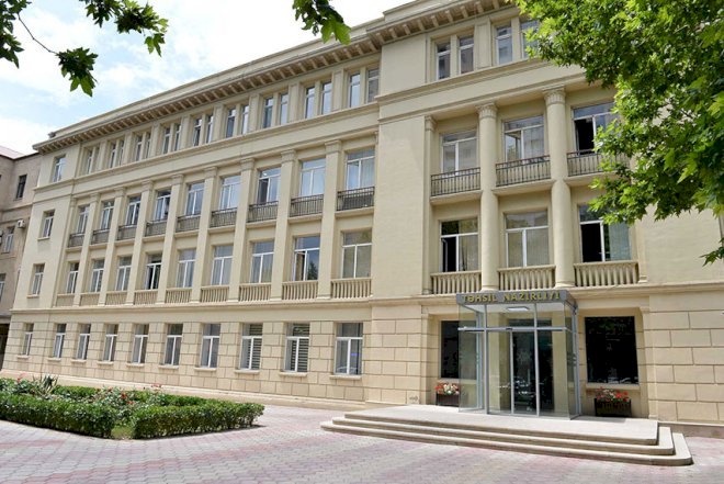    Ekspert Təhsil Nazirliyinin ləğv olunmasını təklif etdi   