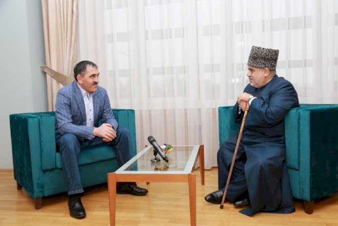    Şeyx İnquşetiya prezidenti ilə görüşüb   