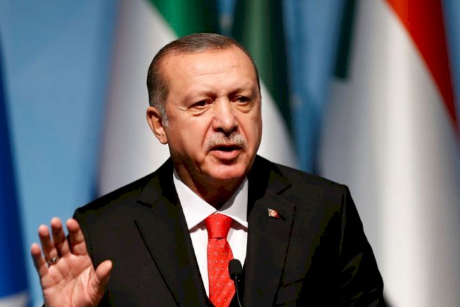    Ərdoğanın gözü önündə ara qarışdı, futbolçunun başını yardılar – Foto    