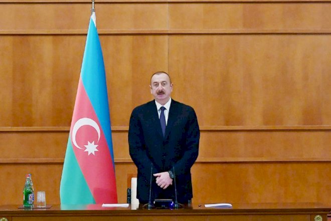    İlham Əliyev şəhid ailələri ilə görüşdü   