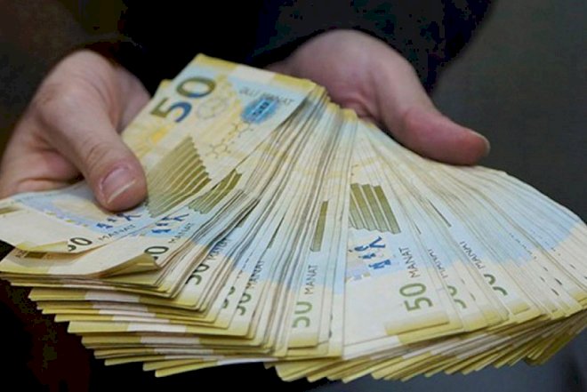    Bakıda vətəndaşa 8700 manat “atan” şəxs saxlanıldı   