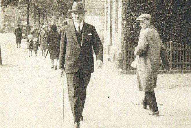    Bütün zamanların lideri   