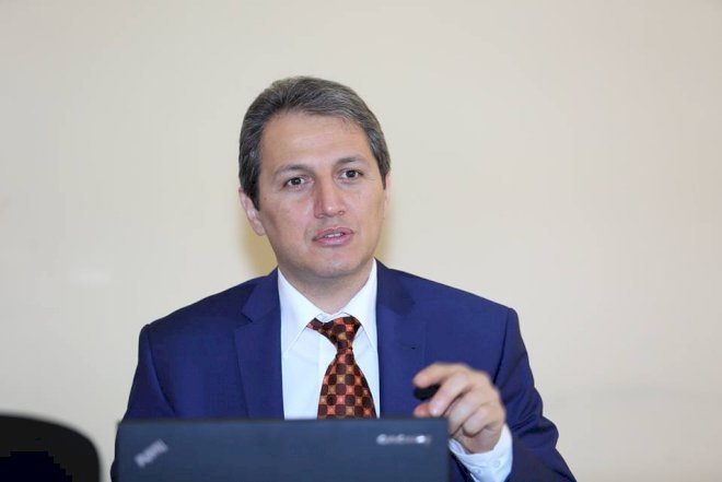    Ekspert deputatların təklifini mənasız hesab edir   