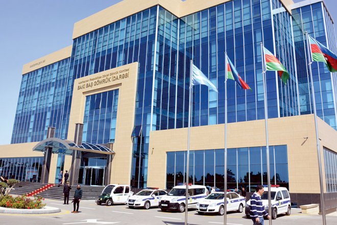    Gömrük Komitəsi korrupsiya ittihamlarına cavab verdi   