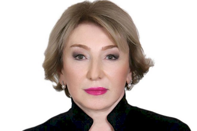    “14 yaşlı qızın hoteldə nə işi olub?”   