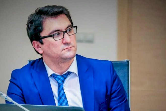    Azərbaycanda mətbut xidmətləri nəyi səhv edir?   