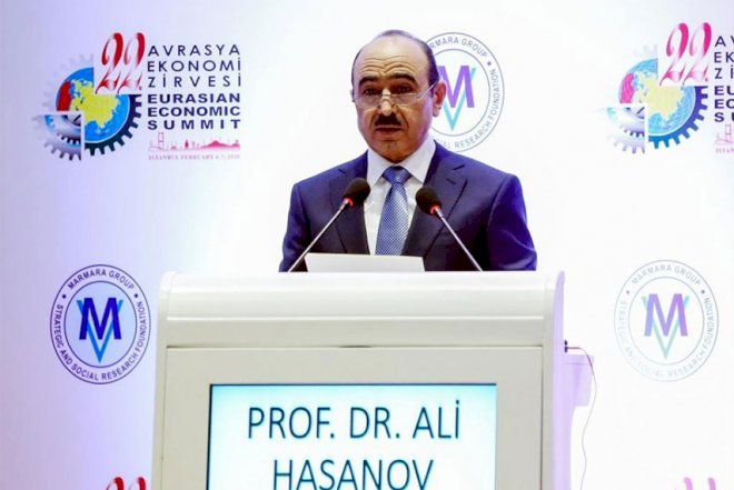    Əli Həsənov Zirvə toplantısında iştirak edir   