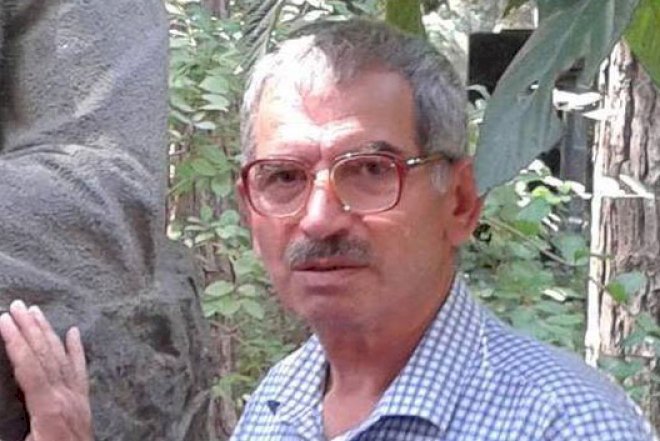    “Xalq qəzeti”nin əməkdaşı deputatları “topa tutdu“   