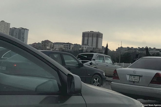    Sumqayıt yolunda qəza, tıxac yarandı   