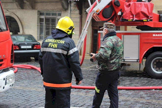    Dördotaqlı ev yandı   