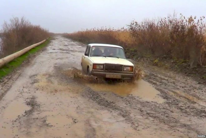    Bu bərbad yol İmişlinin kəndinə gedir - Foto    
