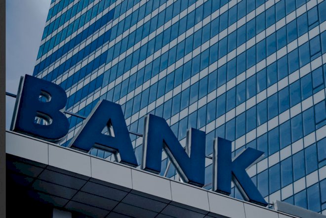    “Banklar böyük zərərlə qarşılaşa, ajiotaj yarana bilər...” - Ekspert   