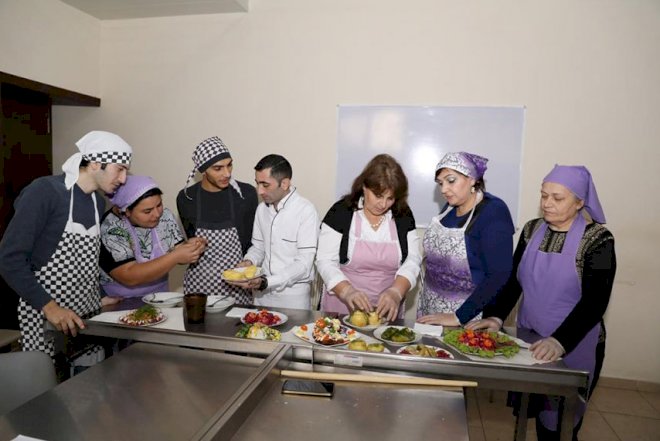   Peşə kurslarını daha 242 nəfər bitirib   