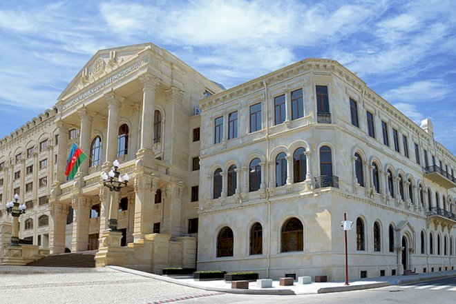    Azərbaycanda vəzifəli şəxs həbs olundu - 200 minlik korrupsiya   