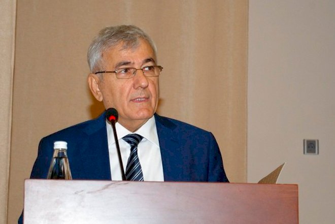    Bu gün daha bir məmur feysbukda canlı yayımda olacaq   