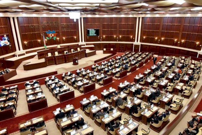    Azərbaycanda deputatların sayı artırıla bilərmi?   