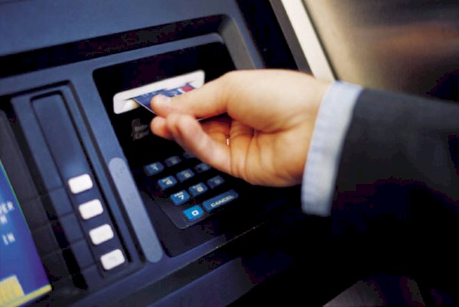    Bank hesabından oğurluq edilib   