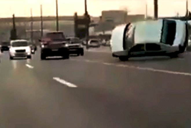    Bakıda toy karvanında avtoşluq etdi, maşını aşırdı - Video   