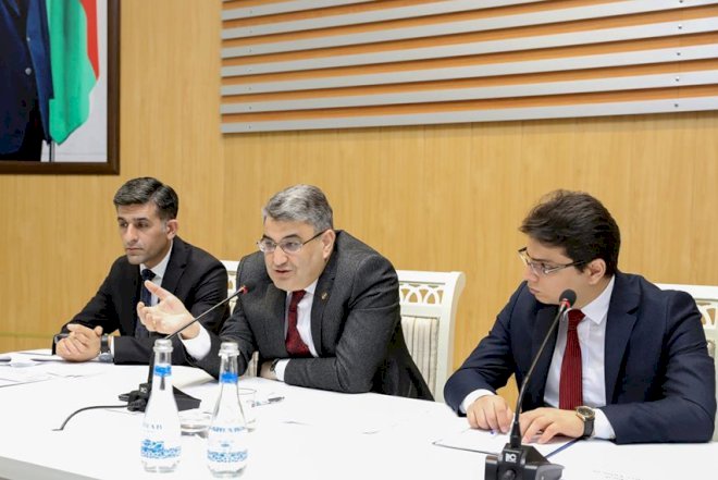    Nazirlik maarifləndirici seminar keçirib   
