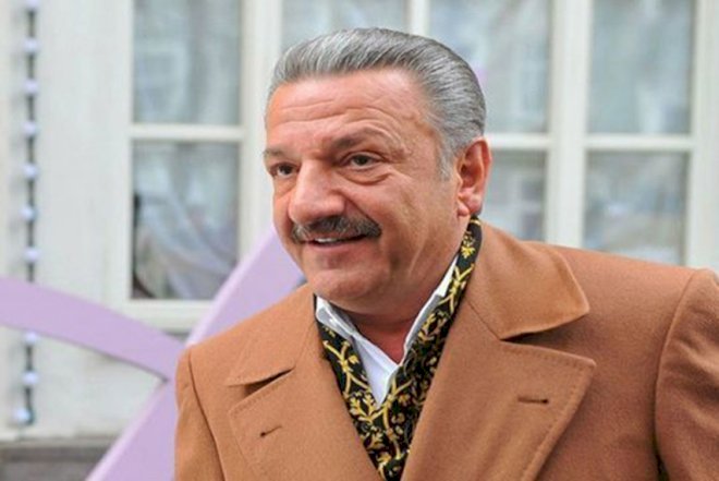    Telman İsmayılov uduzdu   