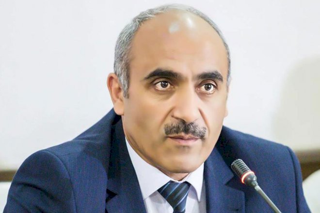    “Dövlətin pulu varsa, təzə avtobus alsın“   