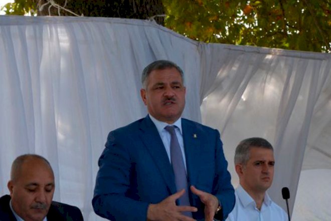    İcra başçısı qayınanasının adına subsidiya alıb   