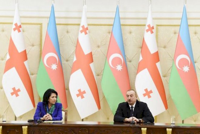    Gürcüstan prezidenti Əliyevi Batumiyə dəvət etdi   