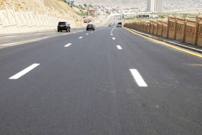    Bu yolda hərəkət qismən məhdudlaşdırılır   
