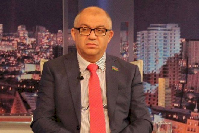    Deputatdan Əli Kərimliyə ittiham: “Yeni fərmanı öz xidməti kimi dəyərləndirəcək”    