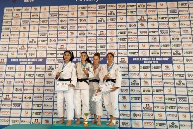    Cüdoçumuz qızıl medal qazanıb    