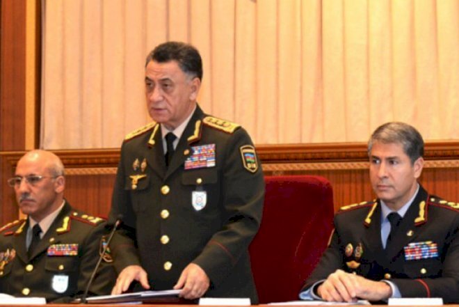    Ramil Usubov daha bir rəisi işdən çıxardı   