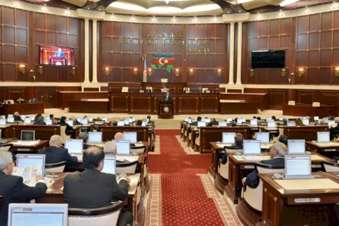    Deputatlar Mətin Yaşaroğlunu müdafiə etdilər: “Erməni təzyiqi ilə üz-üzədir“   