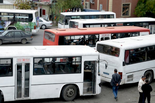    Bu avtobusların hərəkət istiqaməti dəyişir   