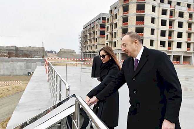    Prezident 44 mənzilli binanın təməlini qoydu   