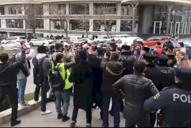    Bakıda qadınlar yürüş keçirmək istədi – Polislə qarşıdurma   