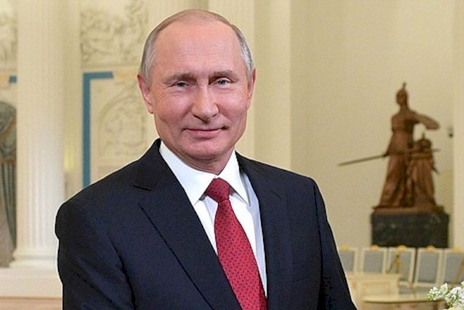    Putinə etimad azalır   