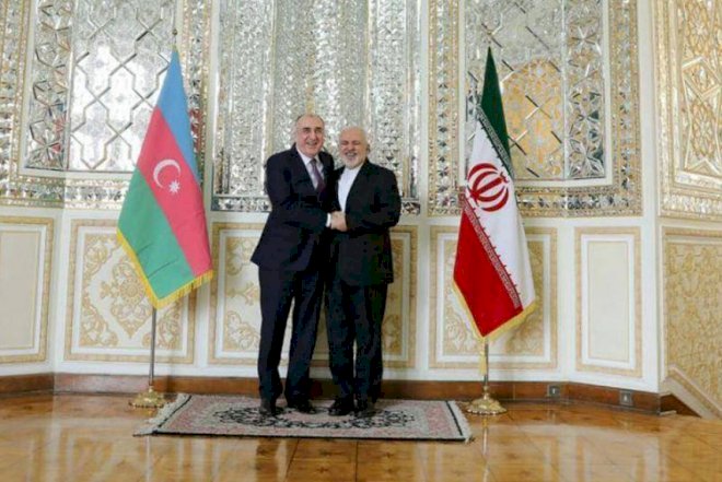    Elmar Məmmədyarov İranlı həmkarı ilə görüşdü   