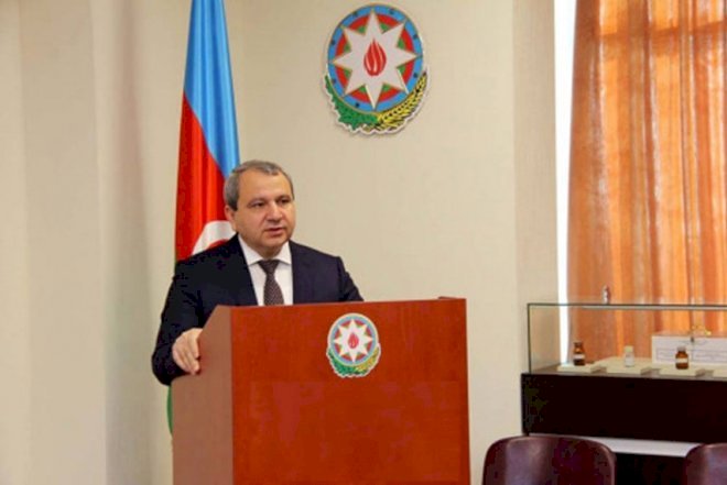    Nazir yeni rektoru kollektivə təqdim etdi   