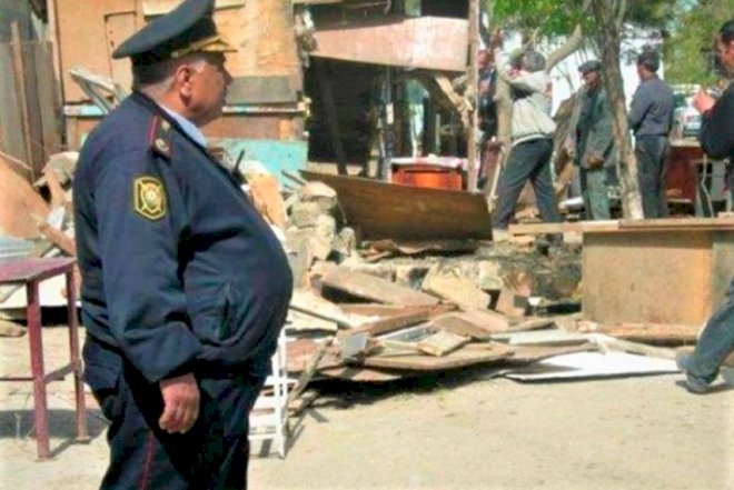    Kök olduğu üçün işdən çıxarıldığı deyilən rəis yeni vəzifədə   