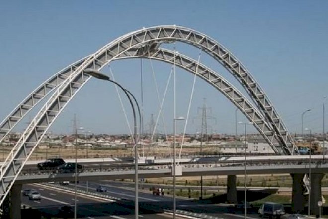    Bakıda maşını cərimə meydançasına aparılan şəxs intihara cəhd etdi   